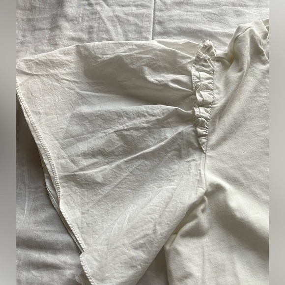 English Factory Mixed Media Ruffle Sleeve Blouse Top Medium White Minimalist - Picture 2 of 7